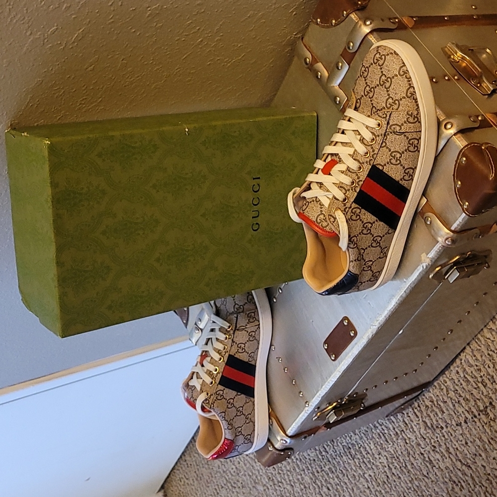 Gucci shoes..